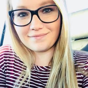 Meet your Posher, Brittani